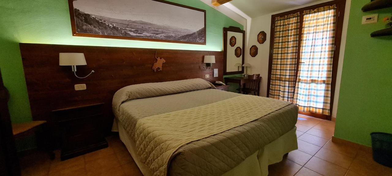 Locanda Mossa Dei Barbari Buriano  Buitenkant foto