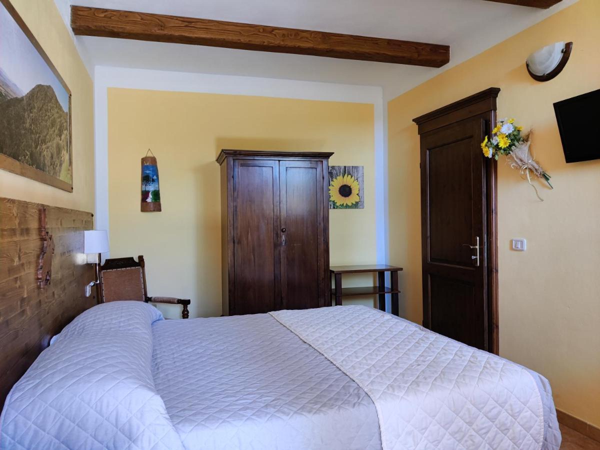 Locanda Mossa Dei Barbari Buriano  Buitenkant foto