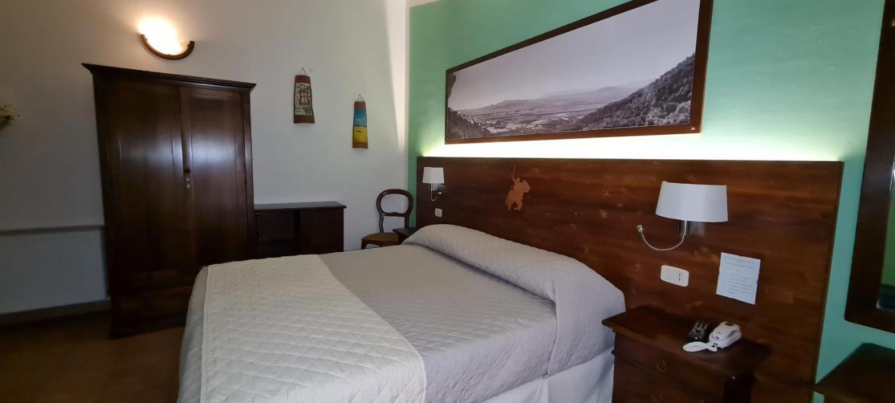 Locanda Mossa Dei Barbari Buriano  Buitenkant foto