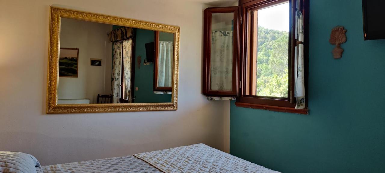 Locanda Mossa Dei Barbari Buriano  Buitenkant foto