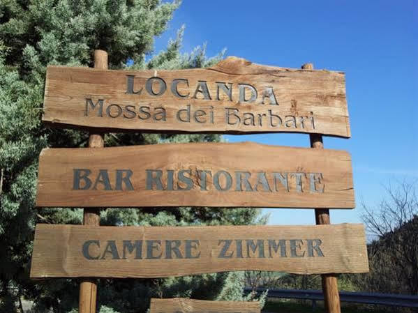 Locanda Mossa Dei Barbari Buriano  Buitenkant foto