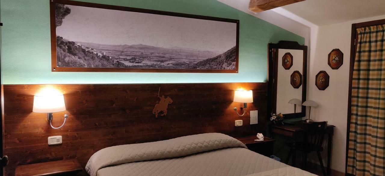Locanda Mossa Dei Barbari Buriano  Buitenkant foto